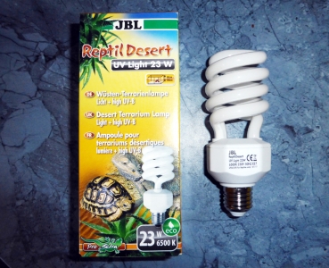 JBL ReptilDesert UV Light 23W- Energiesparlampe für Wüstenterrarien